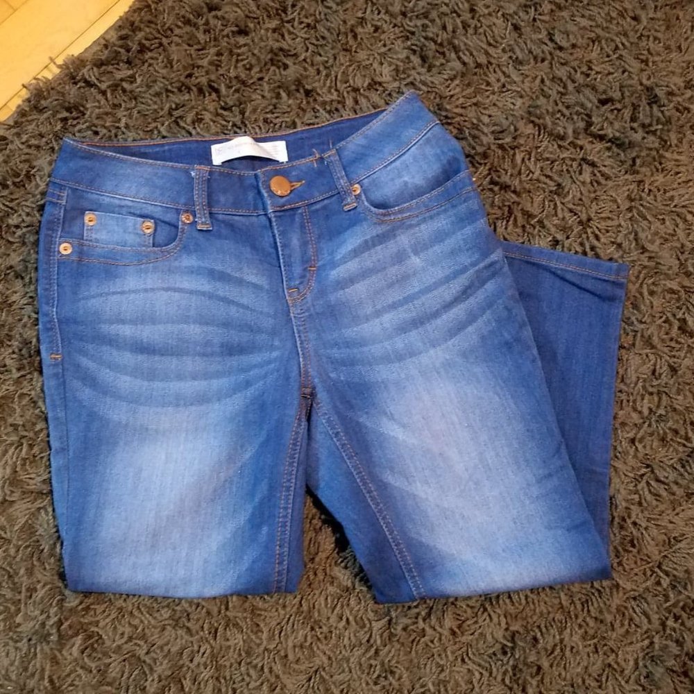 No Boundaries capris